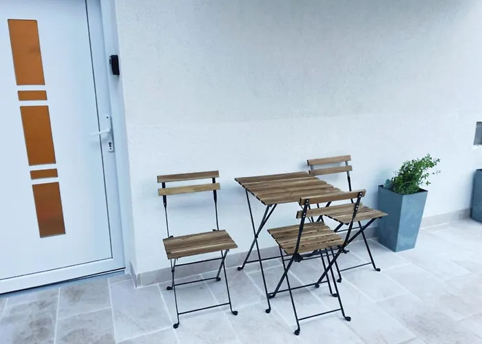 Apartma Toni * 보베츠